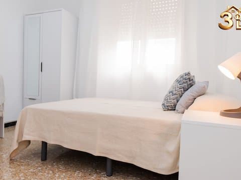 Dúplex de 3 habitaciones con patio en Carabanchel
